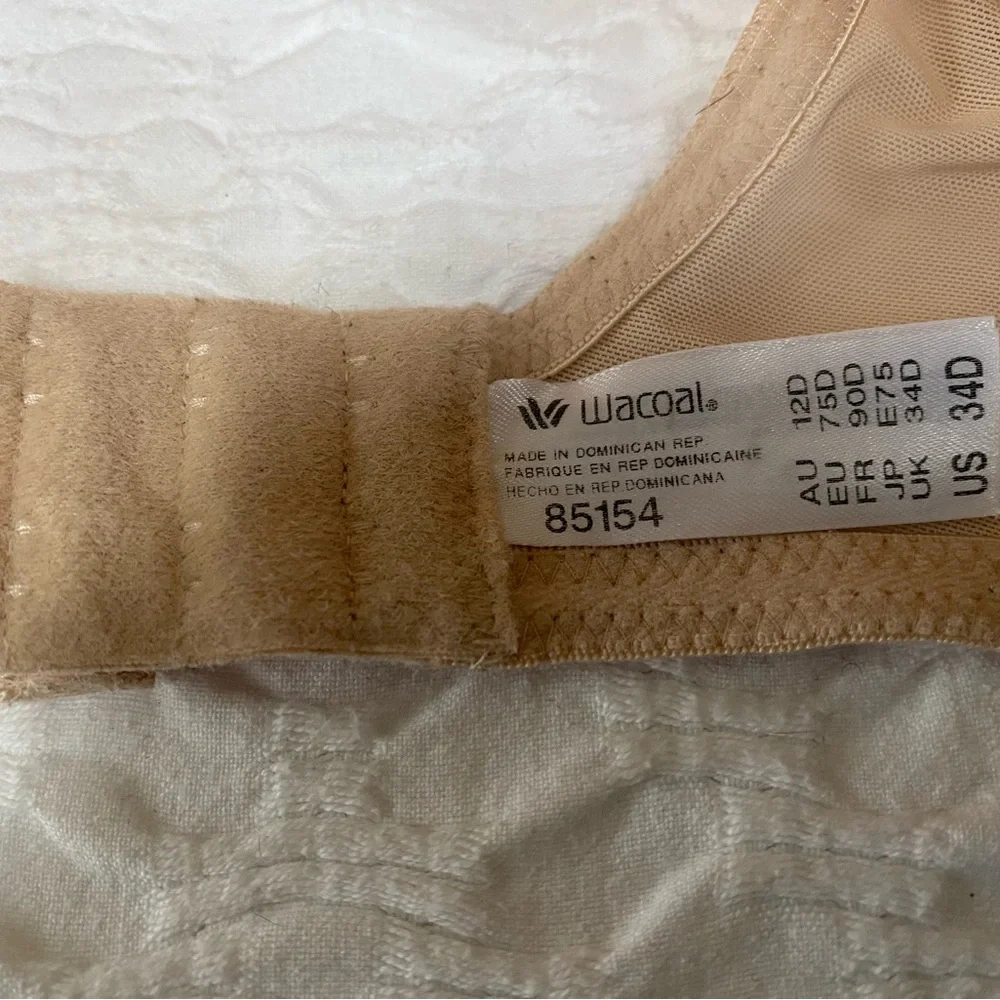 Wacoal Slimline Minimizer - Picture 4 of 4